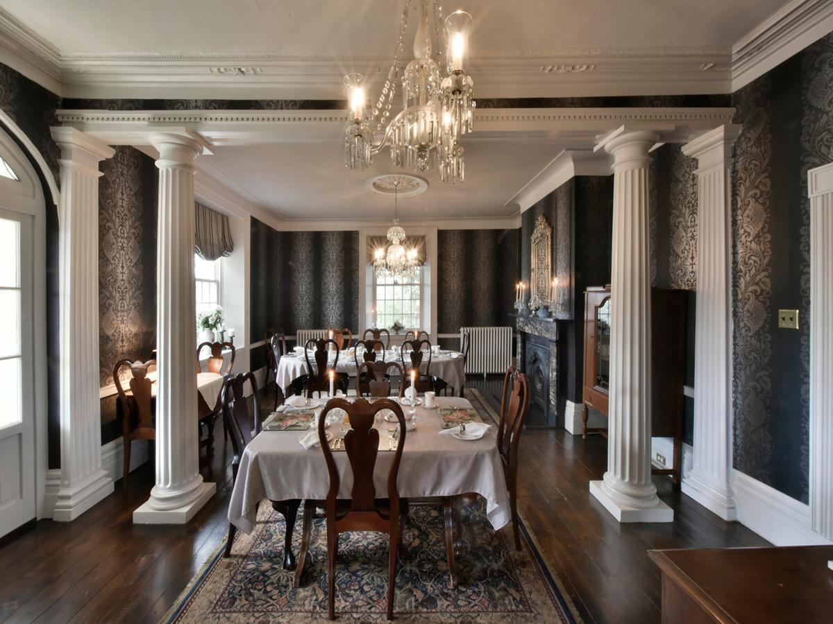 Brockamour Manor Bed And Breakfast Niagara-on-the-Lake Екстер'єр фото