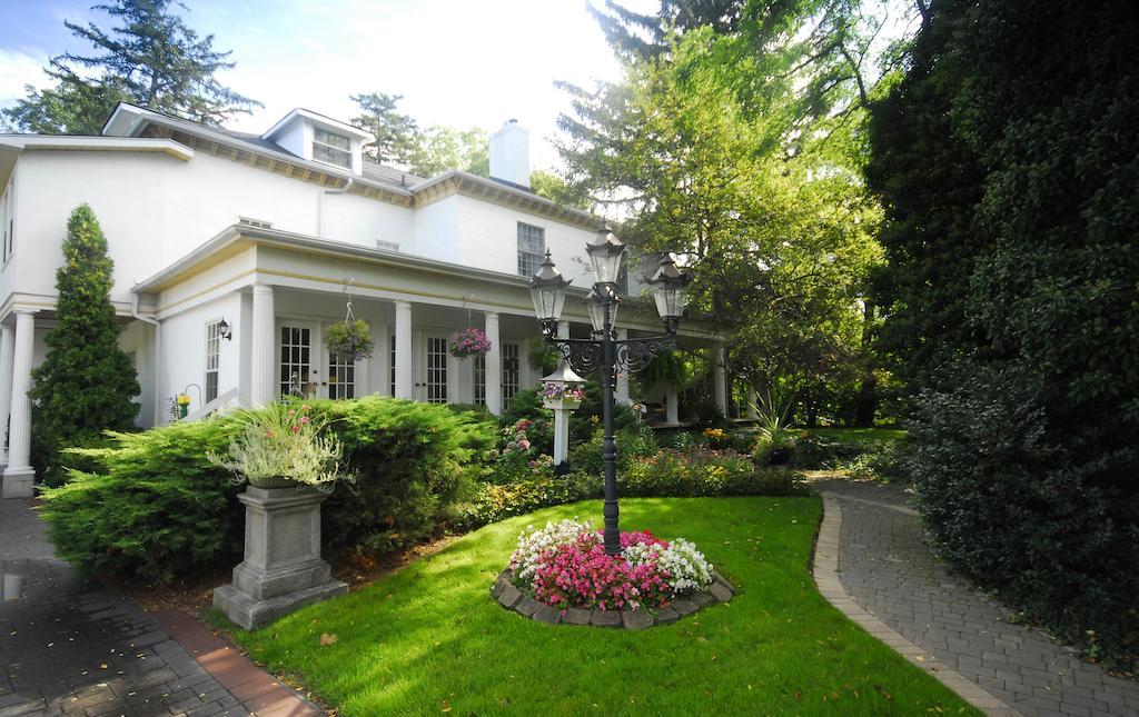 Brockamour Manor Bed And Breakfast Niagara-on-the-Lake Екстер'єр фото