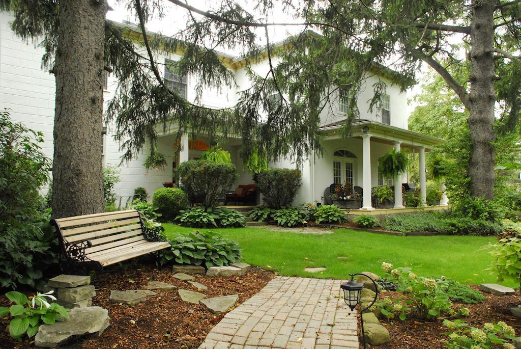 Brockamour Manor Bed And Breakfast Niagara-on-the-Lake Екстер'єр фото